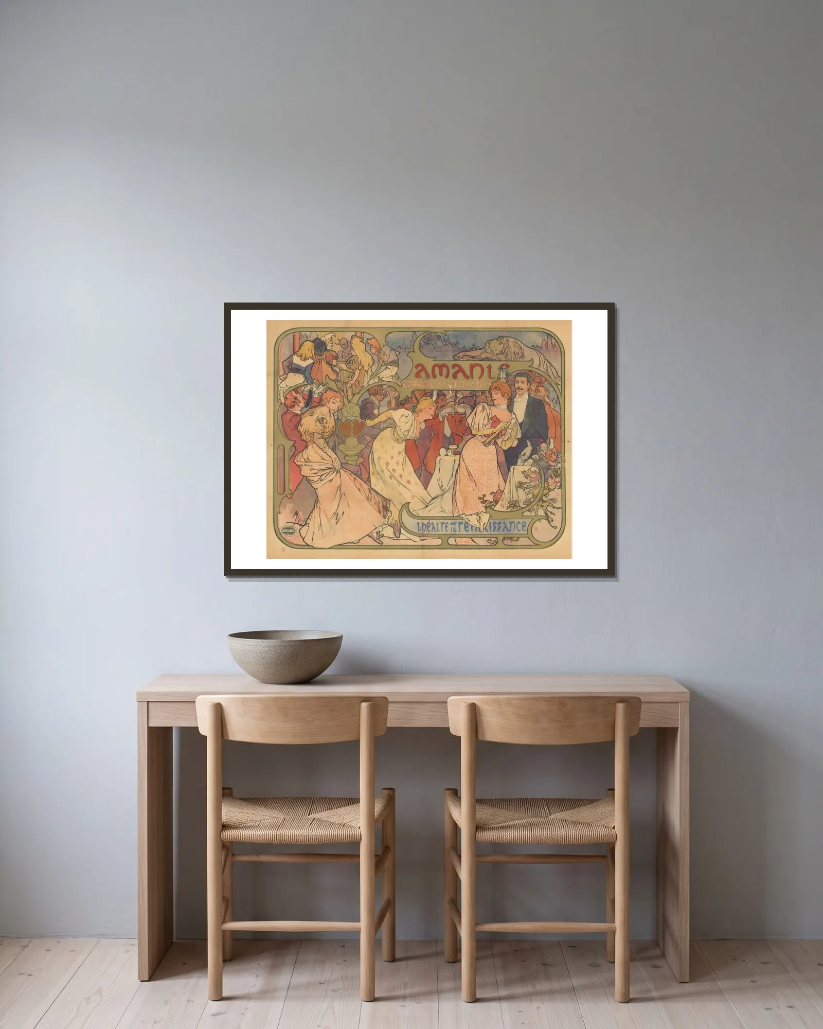 Amants, comédie de M. Donnay. Théatre de la Renaissance av Alphonse Mucha inramad på en vägg