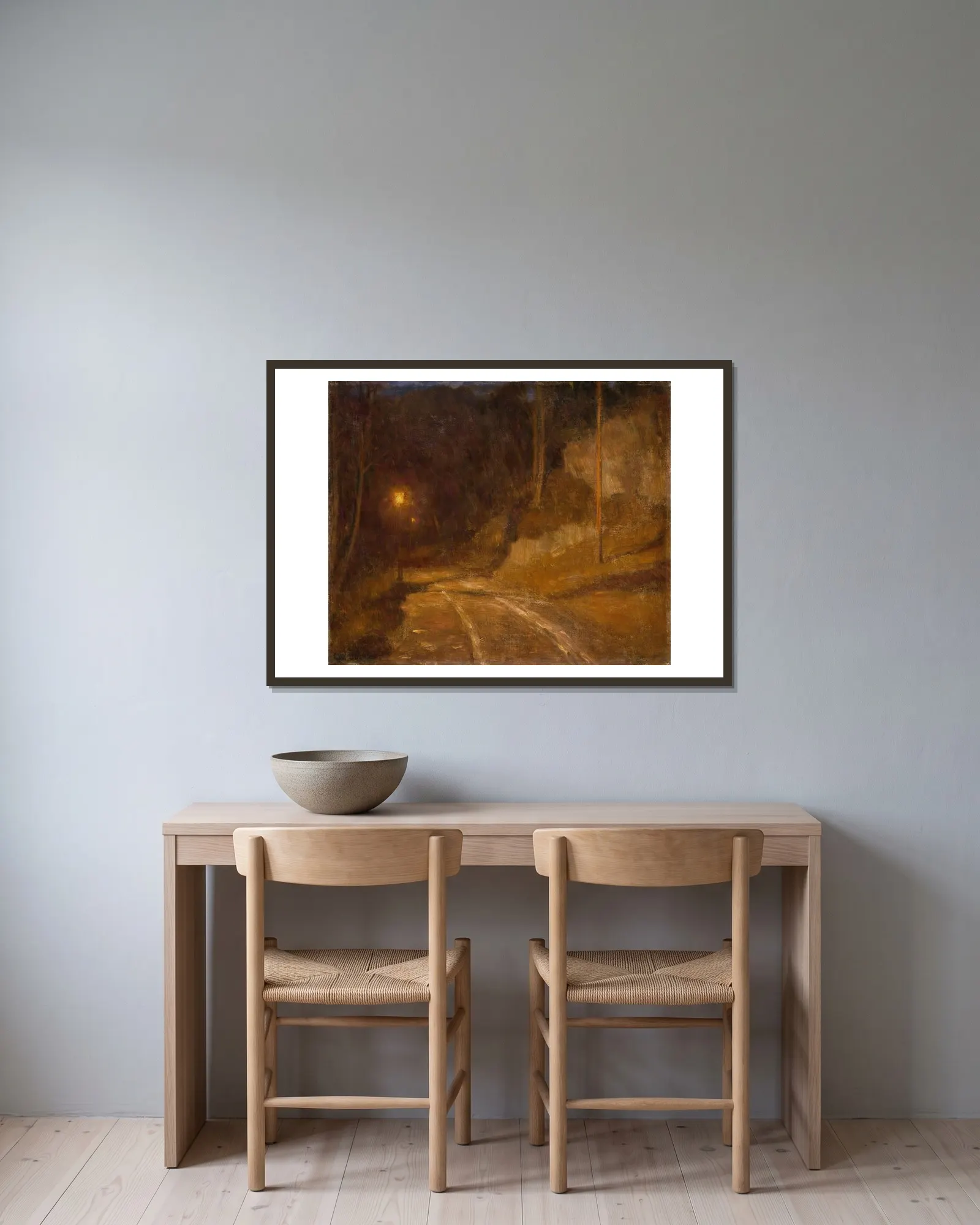 Lamp Light av Erik Werenskiold inramad på en vägg