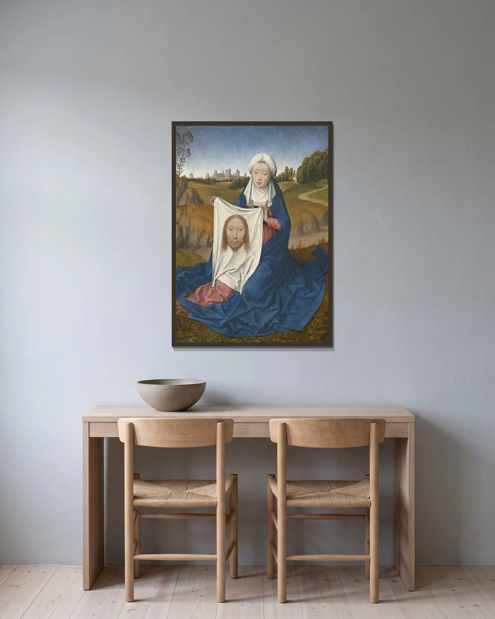 Saint Veronica (obverse) av Hans Memling inramad på en vägg