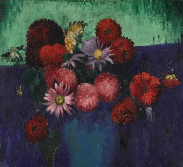 Still Life, Dahlias and Daisies in a Blue Vase av Mark Gertler